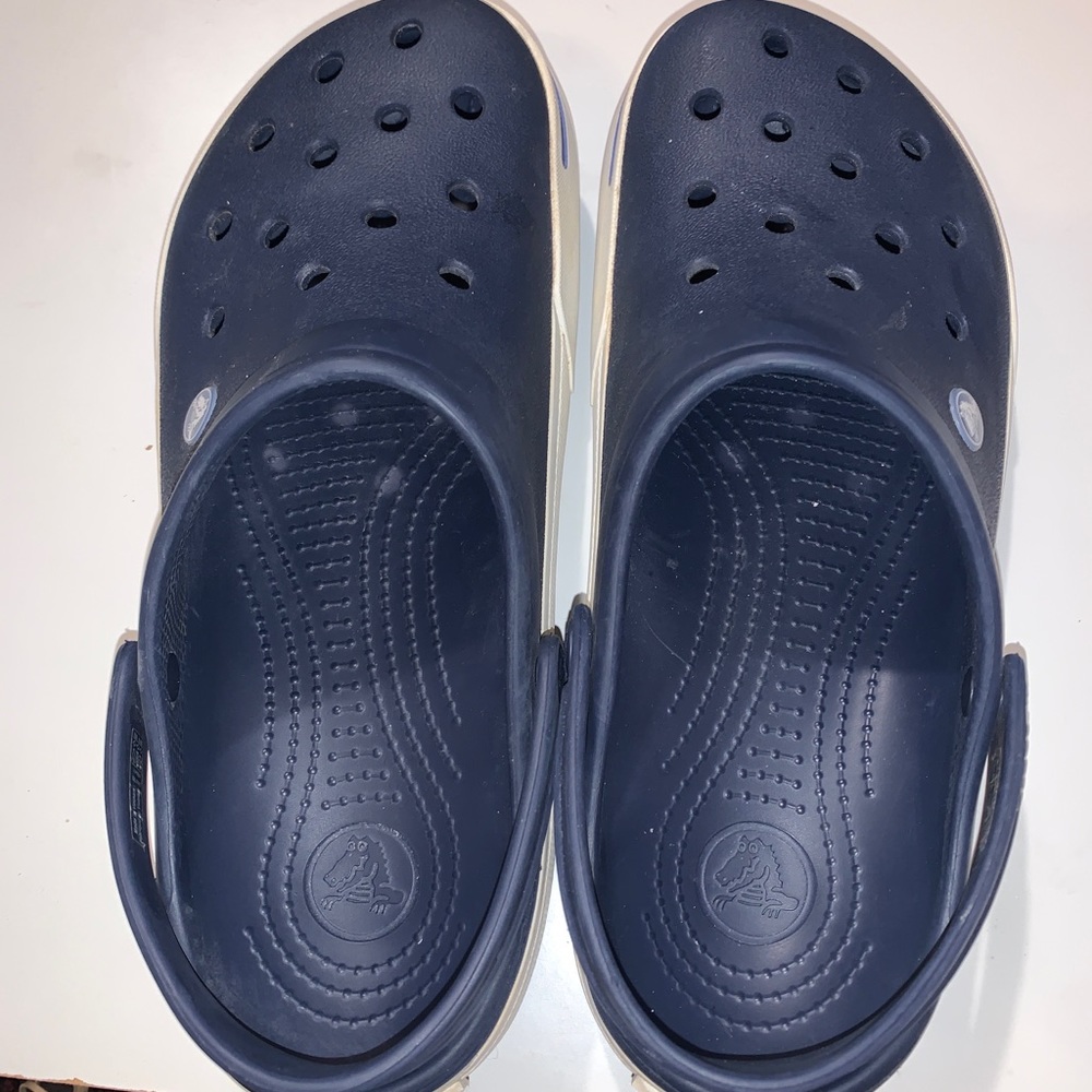 Crocs - Picture 2 of 7